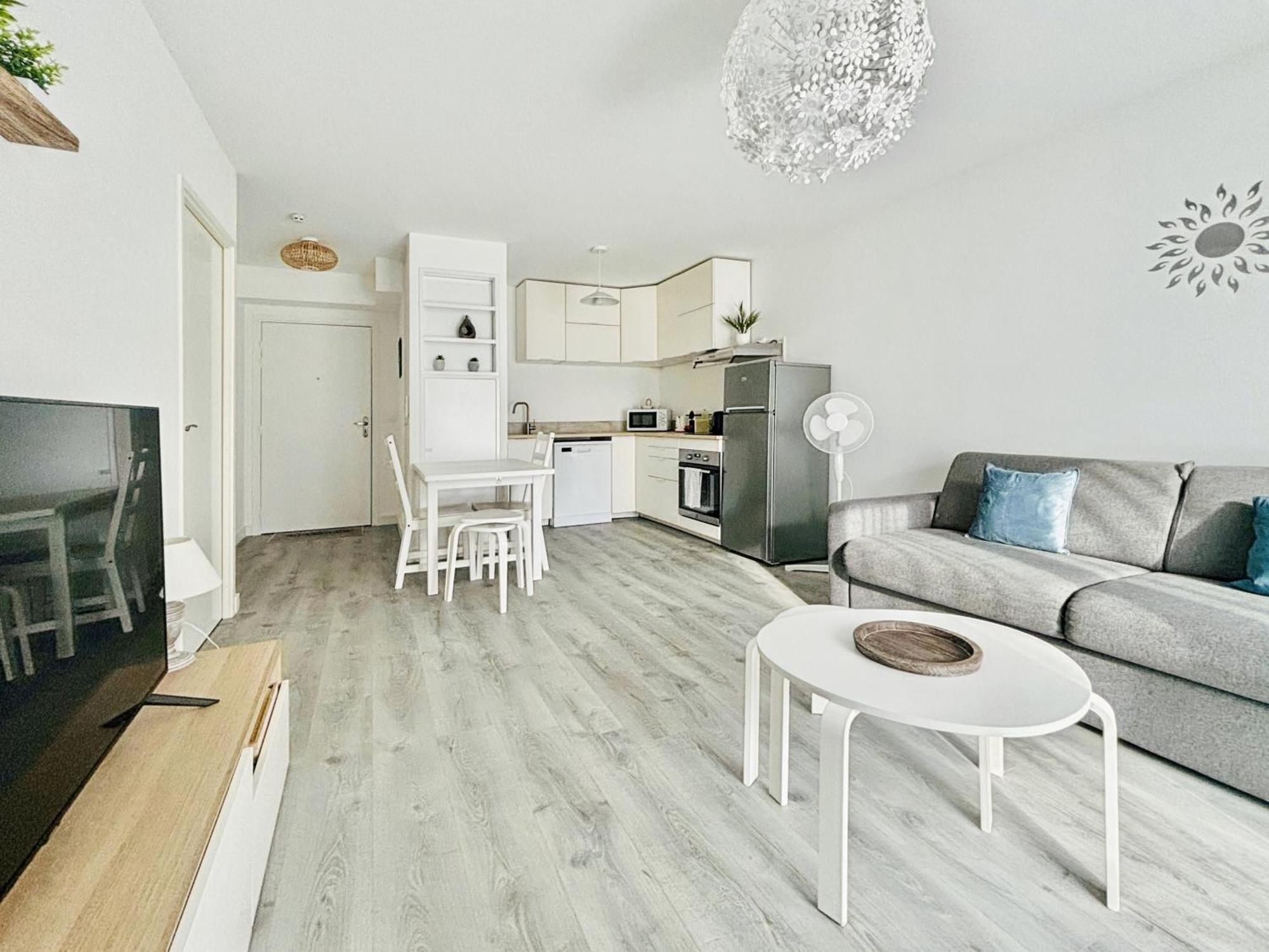Sunny Suite Disneyland Paris - Rentaway Bnb Montévrain Eksteriør billede